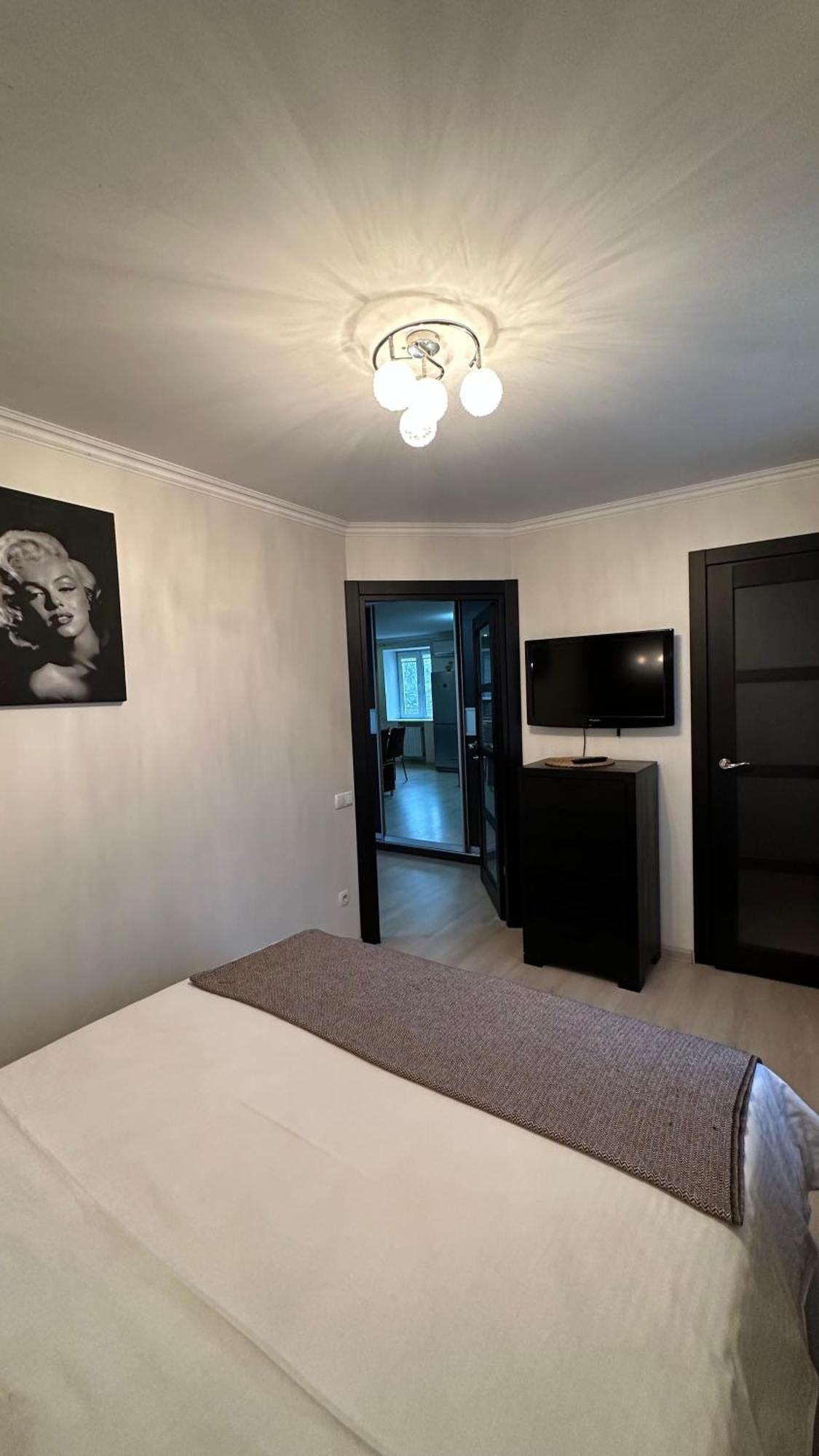 Apartment On Nauki Avenue 102 Dnipro Ngoại thất bức ảnh