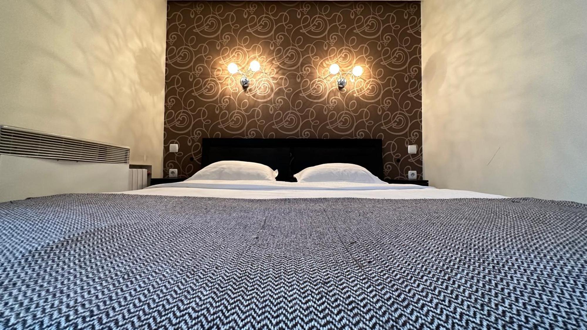 Apartment On Nauki Avenue 102 Dnipro Ngoại thất bức ảnh