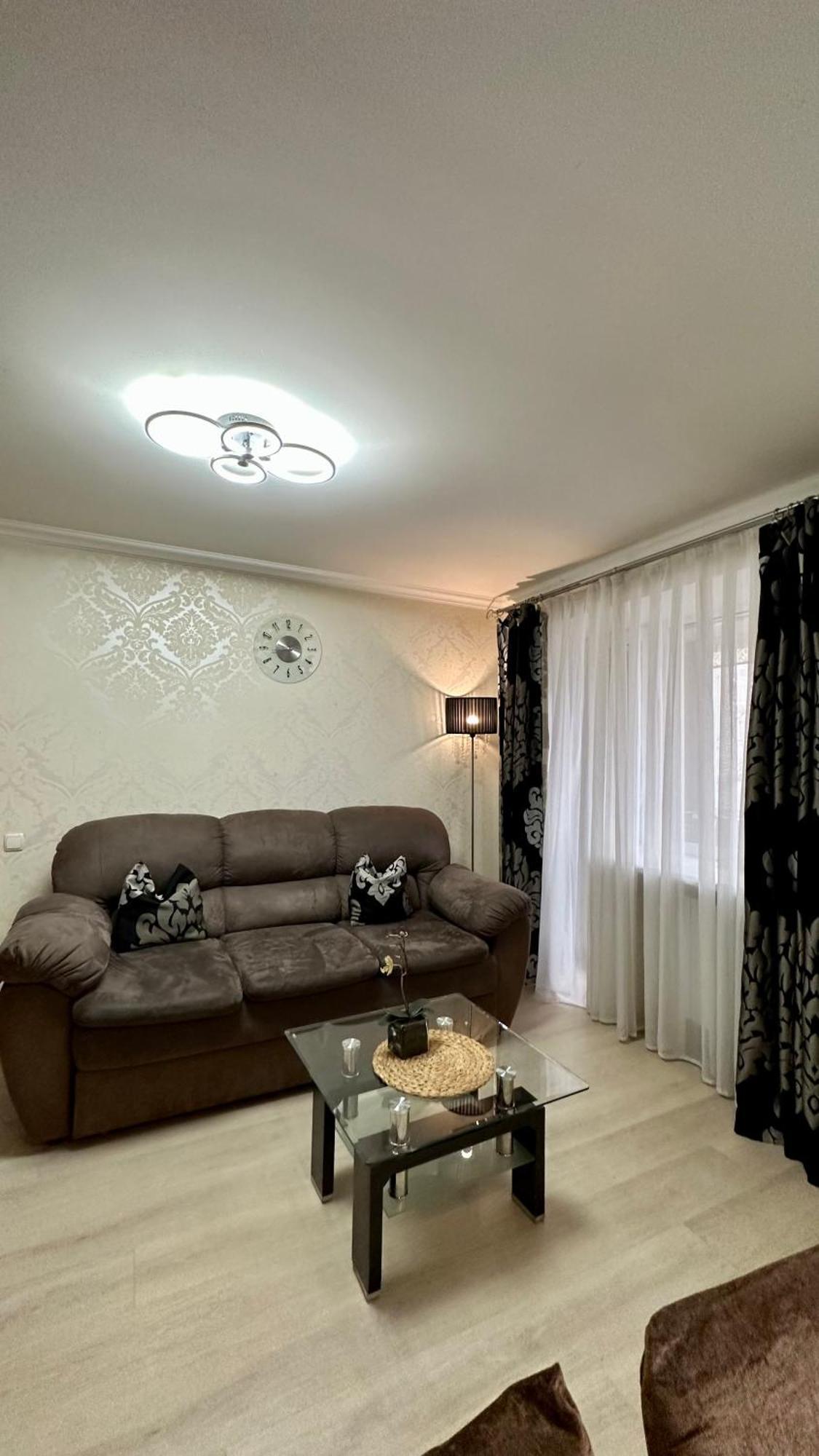 Apartment On Nauki Avenue 102 Dnipro Ngoại thất bức ảnh