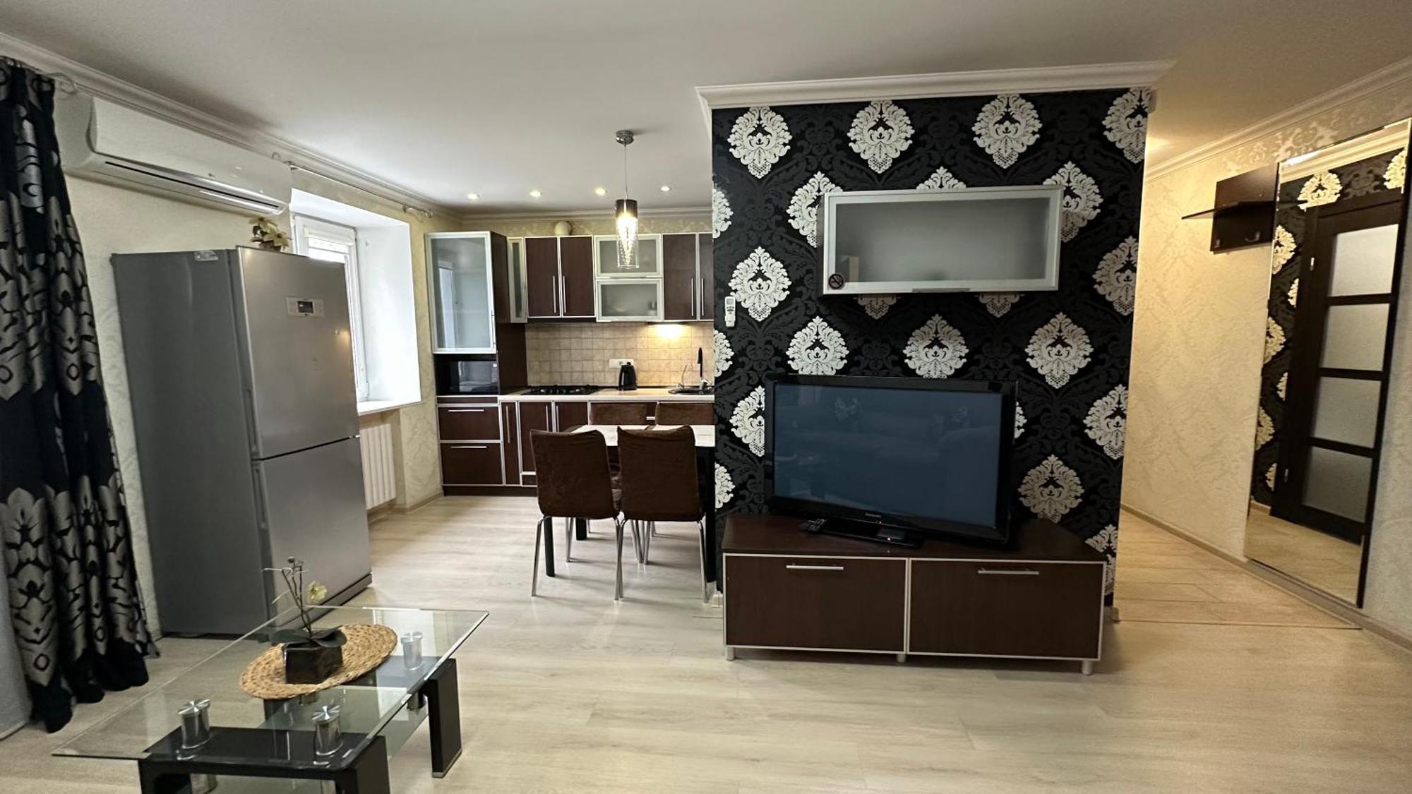 Apartment On Nauki Avenue 102 Dnipro Ngoại thất bức ảnh