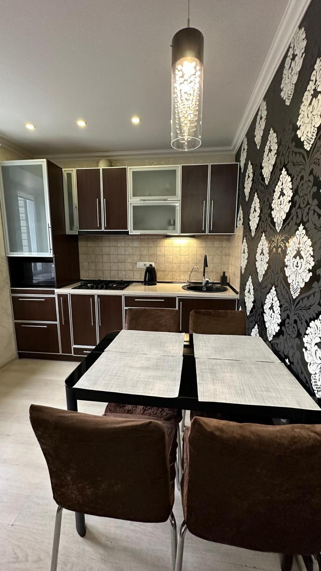 Apartment On Nauki Avenue 102 Dnipro Ngoại thất bức ảnh