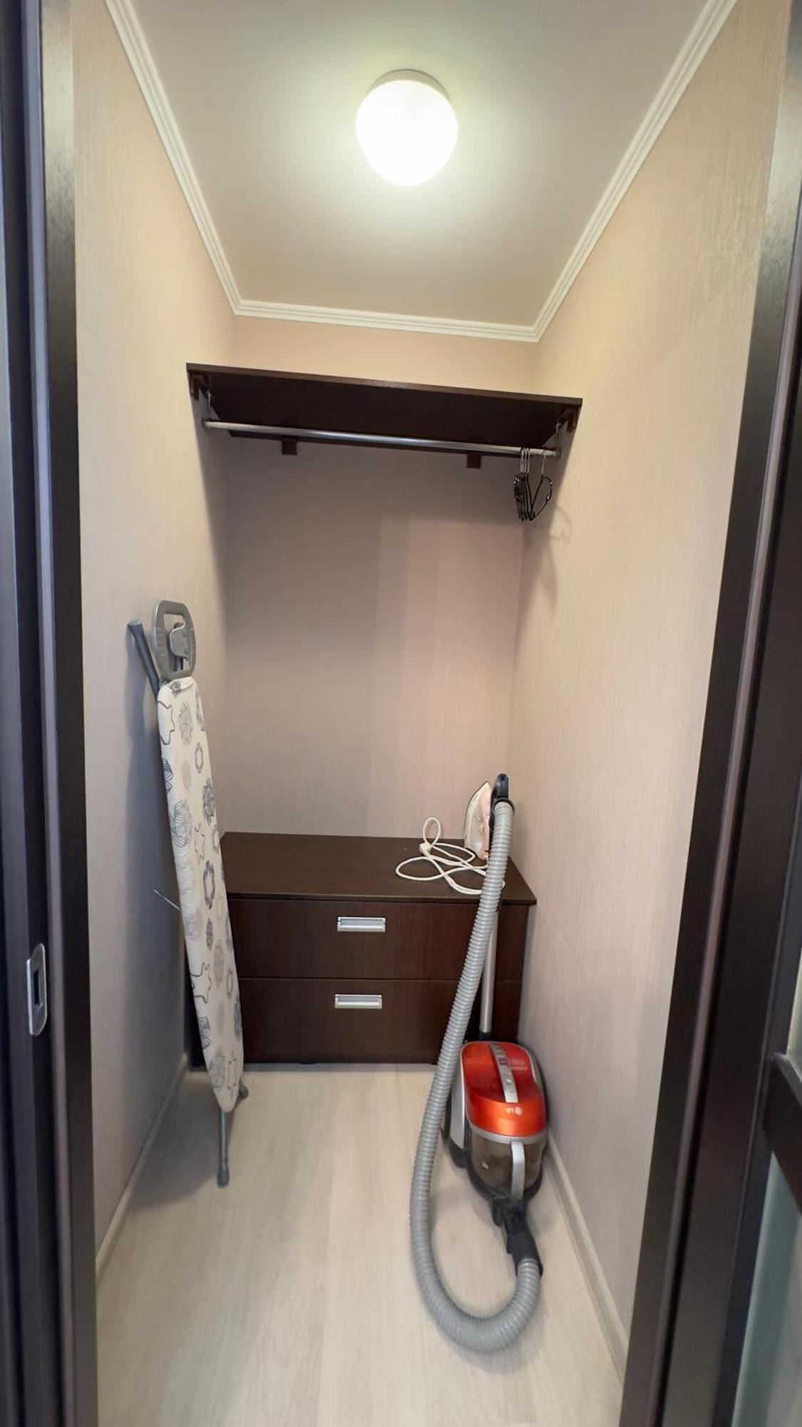 Apartment On Nauki Avenue 102 Dnipro Ngoại thất bức ảnh