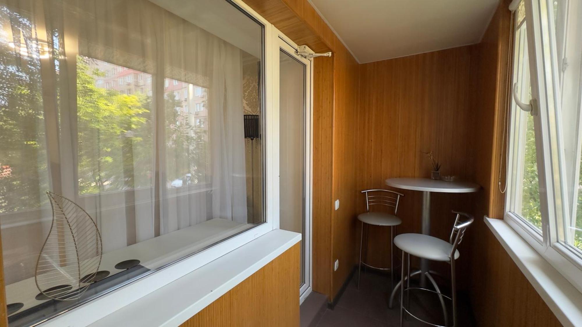 Apartment On Nauki Avenue 102 Dnipro Ngoại thất bức ảnh