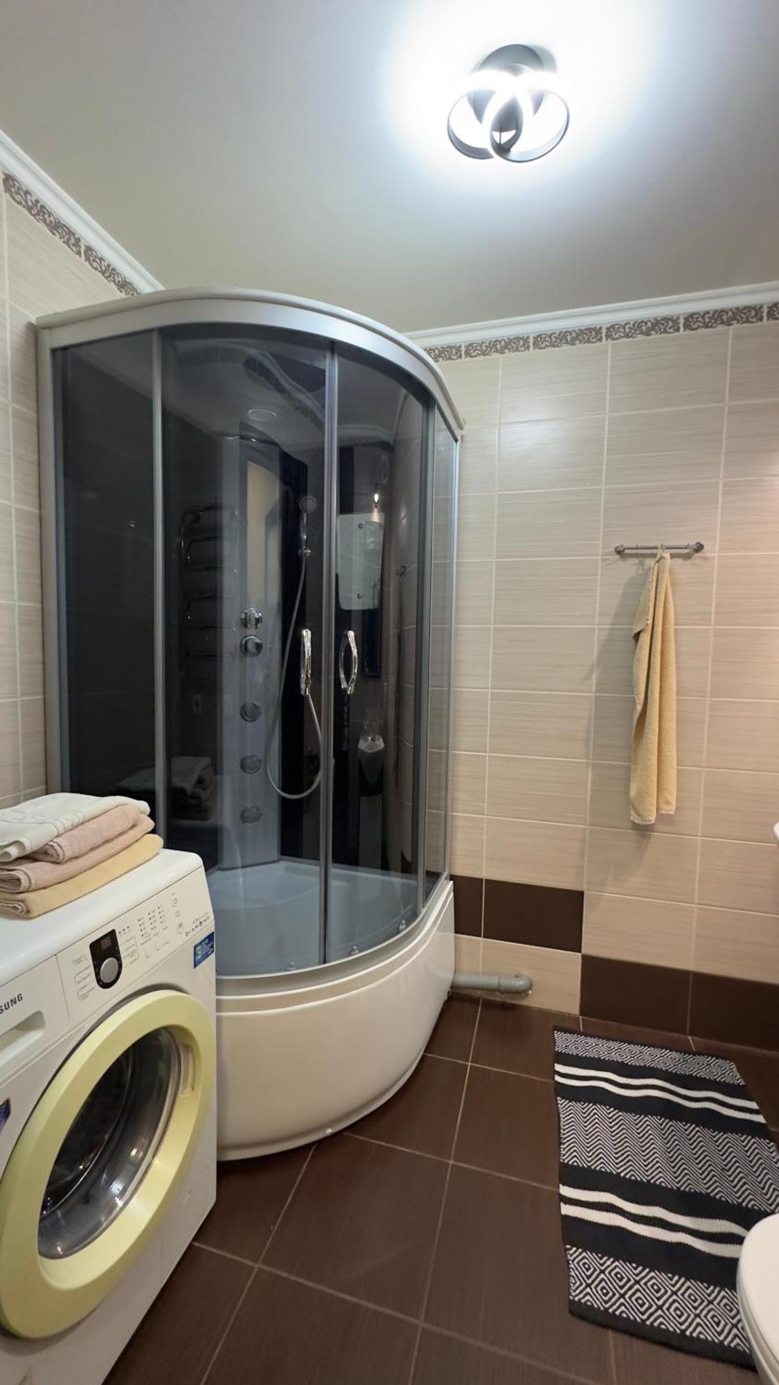 Apartment On Nauki Avenue 102 Dnipro Ngoại thất bức ảnh