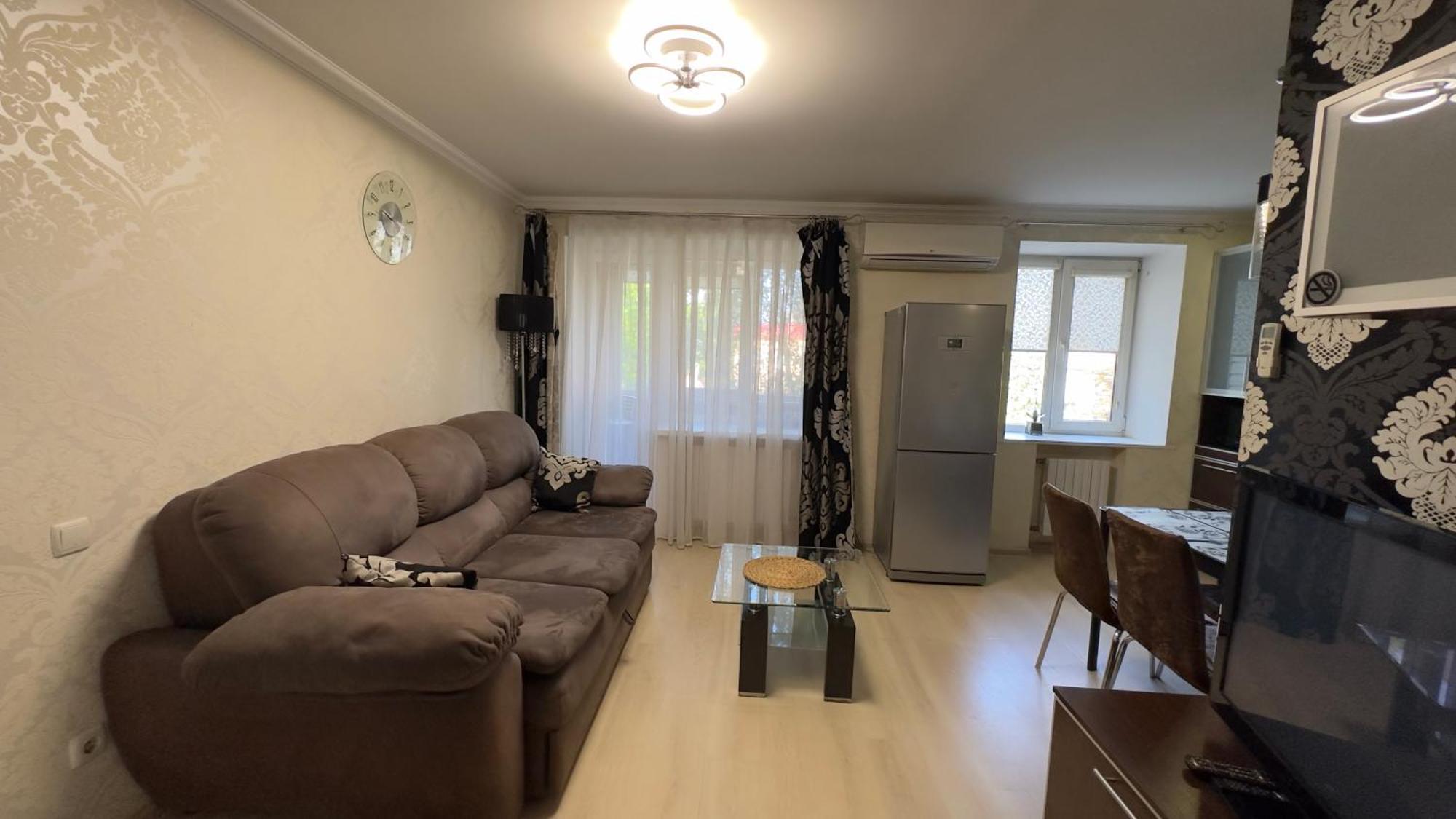 Apartment On Nauki Avenue 102 Dnipro Ngoại thất bức ảnh