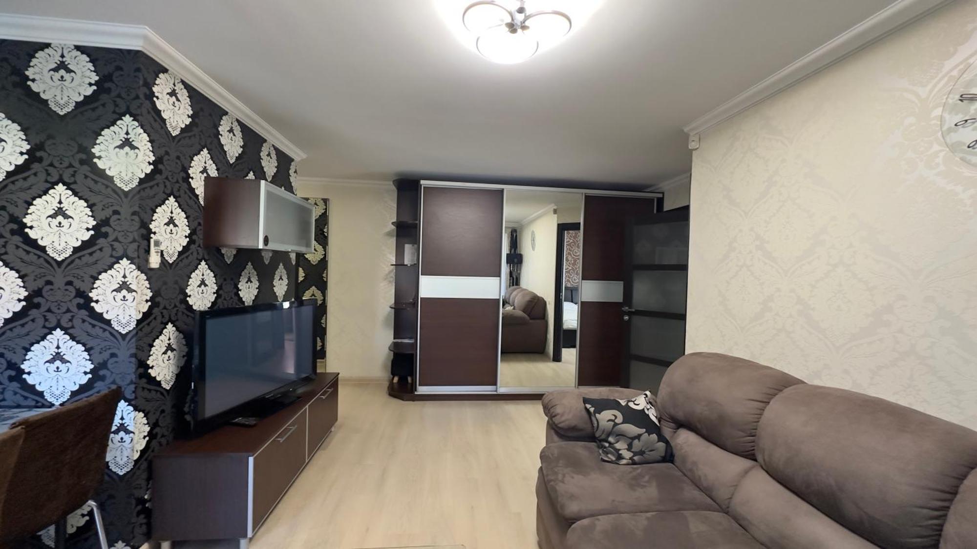 Apartment On Nauki Avenue 102 Dnipro Ngoại thất bức ảnh
