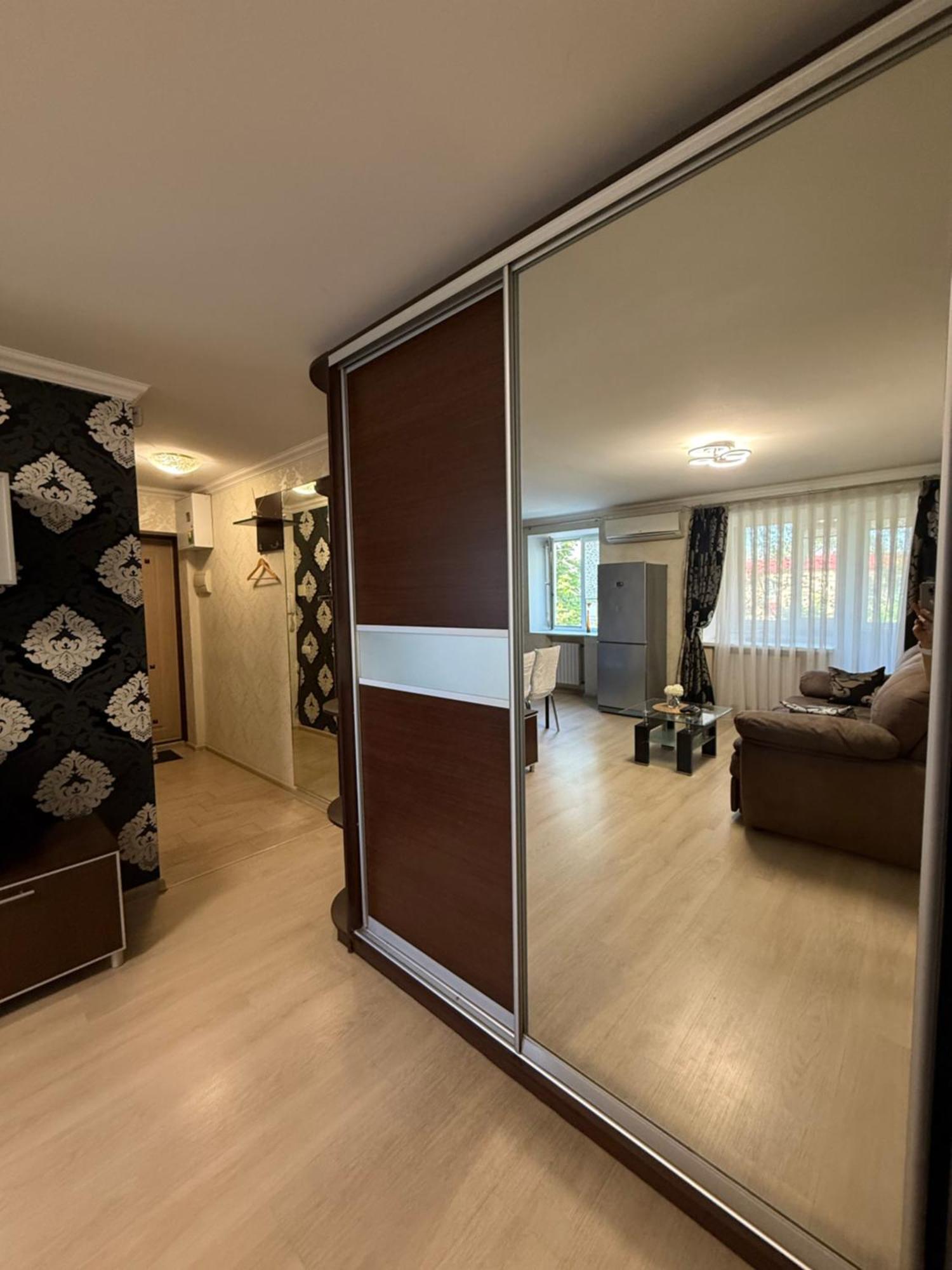 Apartment On Nauki Avenue 102 Dnipro Ngoại thất bức ảnh